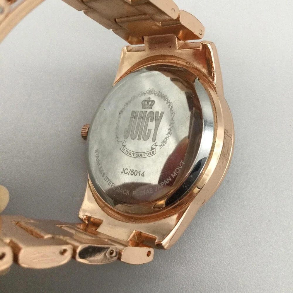 Juicy Couture see photos